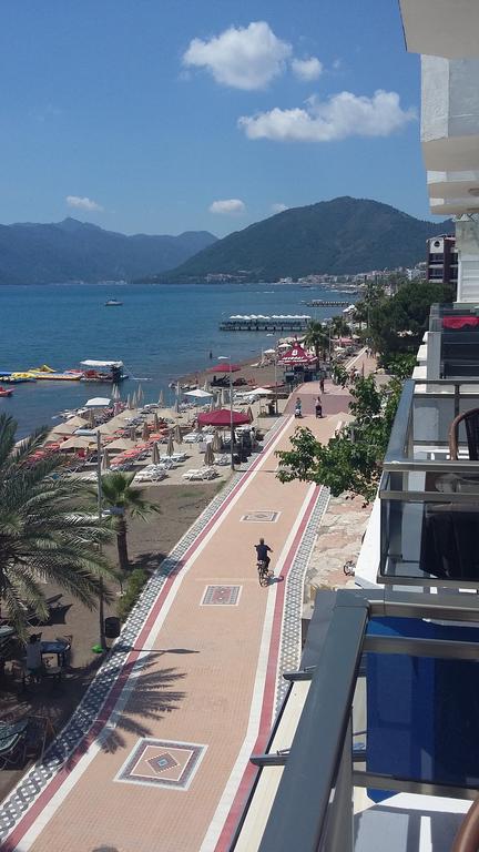 George & Dragon Beach Hotel มาร์มาริส ภายนอก รูปภาพ