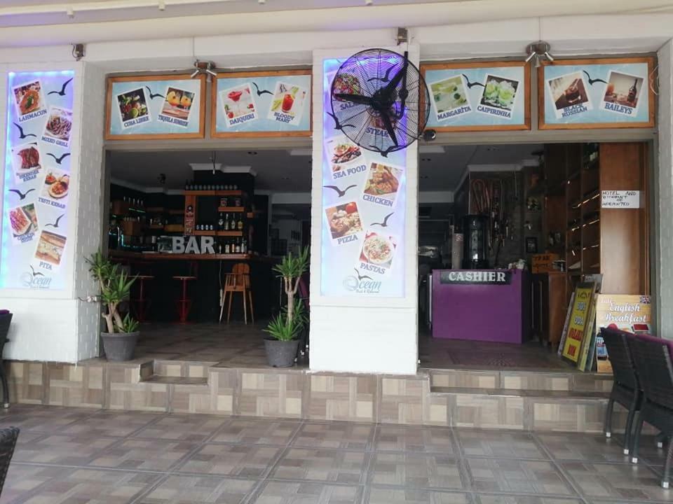 George & Dragon Beach Hotel มาร์มาริส ภายนอก รูปภาพ