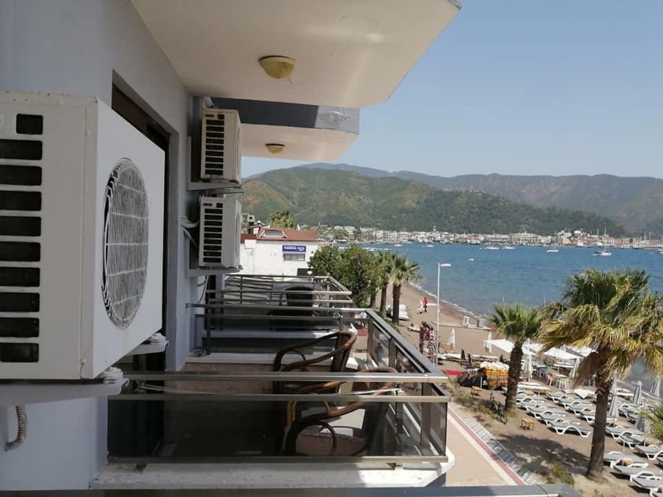 George & Dragon Beach Hotel มาร์มาริส ภายนอก รูปภาพ
